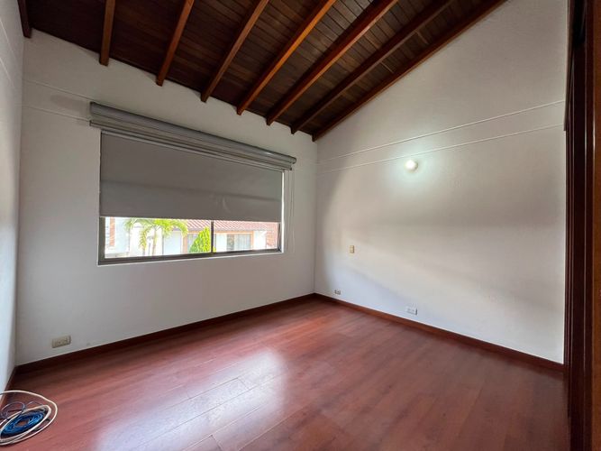 Casa de 3 alcobas en venta en Santa Catalina, Envigado, 218 m² · foto 13 de 20