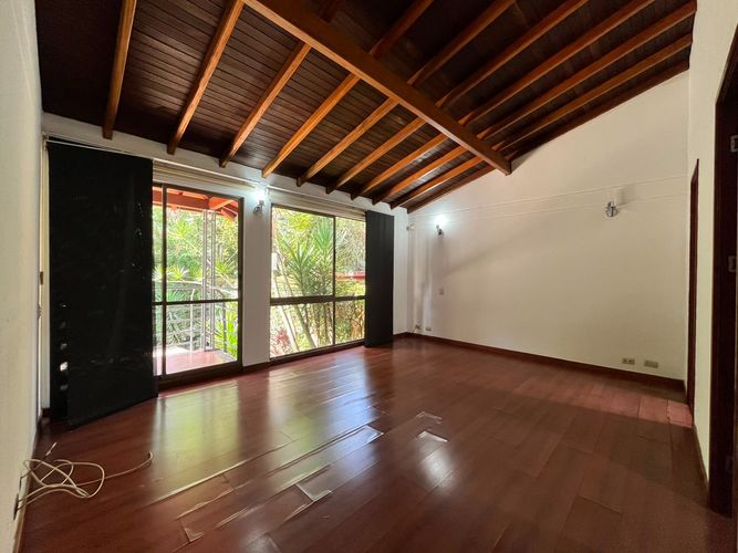 Casa de 3 alcobas en venta en Santa Catalina, Envigado, 218 m² · foto 15 de 20