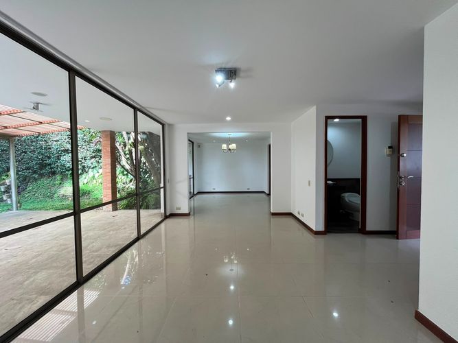 Casa de 3 alcobas en venta en Santa Catalina, Envigado, 218 m² · foto 17 de 20