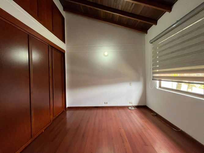 Casa de 3 alcobas en venta en Santa Catalina, Envigado, 218 m² · foto 16 de 20