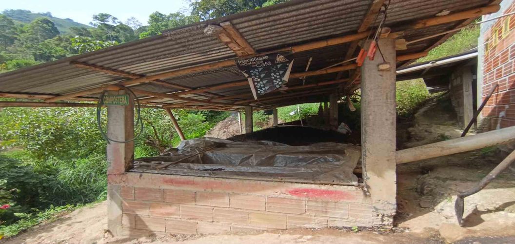 Finca en venta en Alto Bonito, Manizales, 250 m² · foto 24 de 24