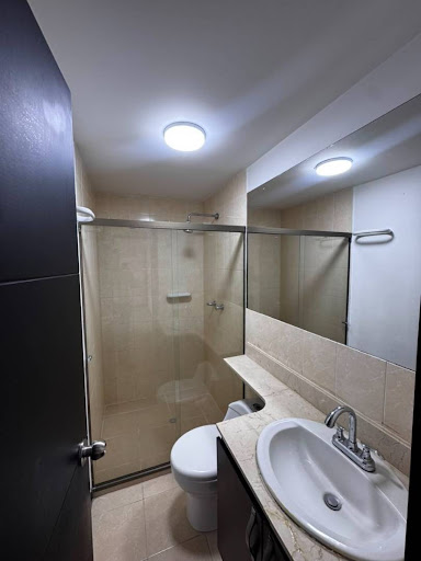 Apartamento en arriendo en Laureles, Medellín · foto 8 de 15