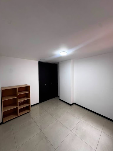 Apartamento en arriendo en Laureles, Medellín · foto 9 de 15