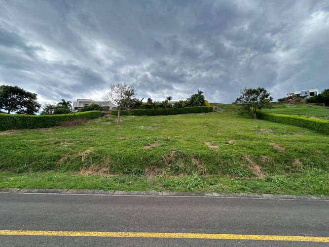 Lote en venta en El Rosario, Manizales, 1730 m² · foto 7 de 13