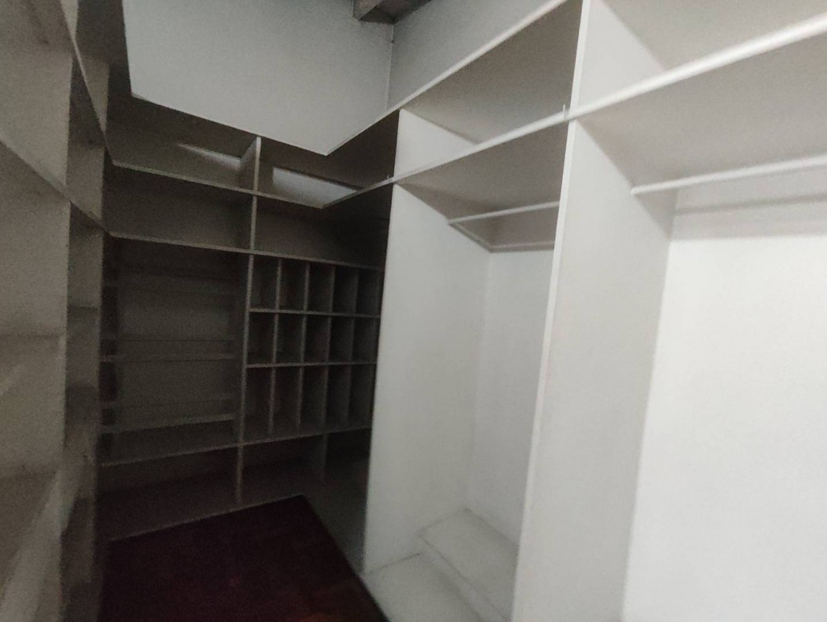 Casa en arriendo en La Aguacatala, Medellín · foto 5 de 24