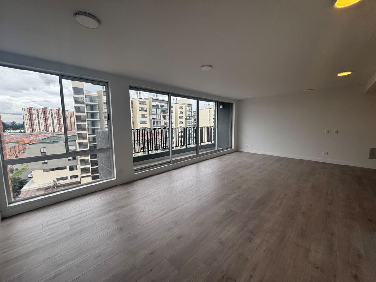 Apartamento en venta en Lagos De Torca, Bogotá · foto 2 de 24