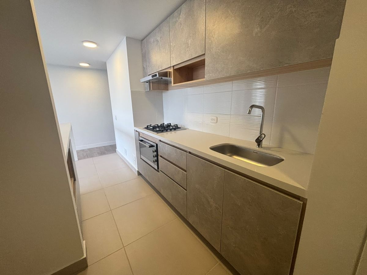 Apartamento en venta en Lagos De Torca, Bogotá · foto 7 de 24