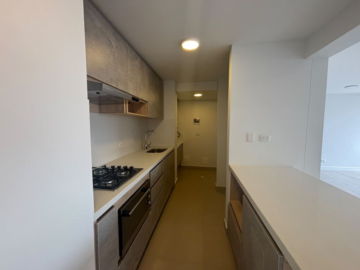 Apartamento en venta en Lagos De Torca, Bogotá · foto 8 de 24