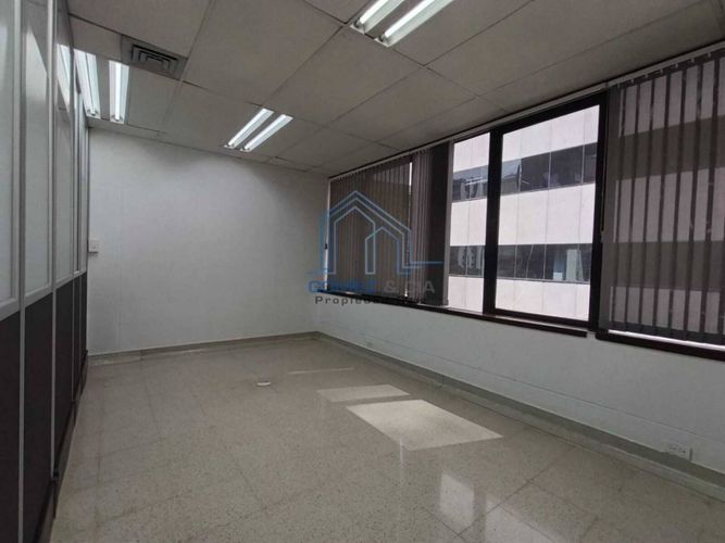 Oficina en arriendo en Milla De Oro, Medellín, 135 m² · foto 4 de 13
