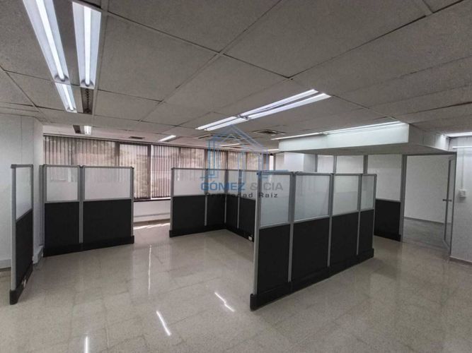 Oficina en arriendo en Milla De Oro, Medellín, 135 m² · foto 8 de 13