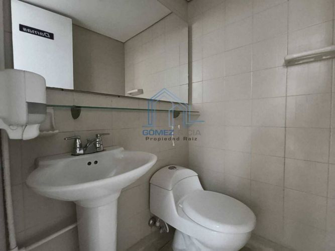 Oficina en arriendo en Milla De Oro, Medellín, 135 m² · foto 12 de 13