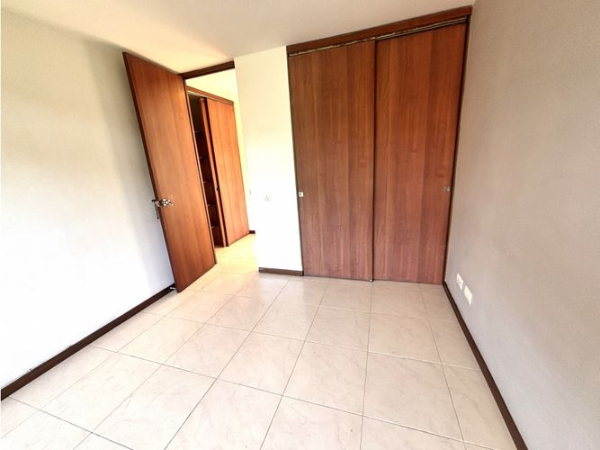 Apartamento de 2 alcobas en arriendo en Astorga, Medellín, 92 m² · foto 11 de 12