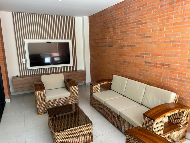 Casa de 3 alcobas en venta en Cerritos, Pereira, 210 m² · foto 4 de 22