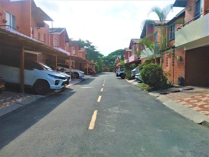 Casa de 3 alcobas en venta en Rivera Escobar, Palmira, 85 m² · foto 3 de 24