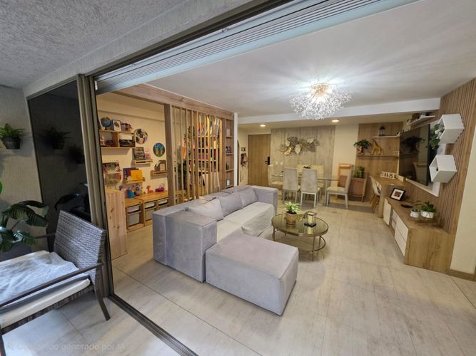 Apartamento de 3 alcobas en venta en Belén, Medellín, 139 m² · foto 3 de 24