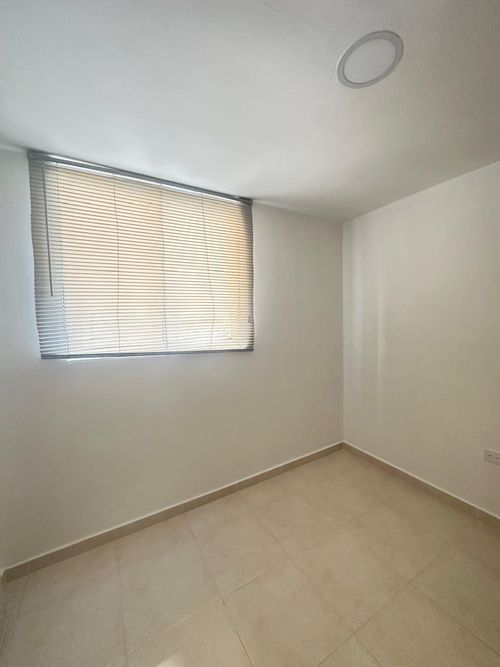 Apartamento de 3 alcobas en venta en Villa Paraiso, Piedecuesta, 56 m² · foto 3 de 11