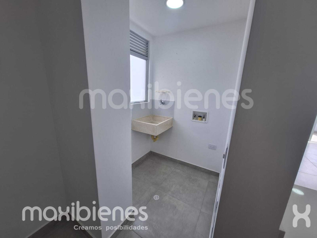 Apartamento en venta en La Doctora, Sabaneta · foto 3 de 23