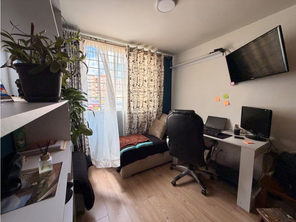 Apartamento en venta en Pinos Polo Club, Mosquera · foto 8 de 13