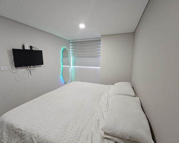 Apartamento de 3 alcobas en venta en Vegas De San Jose, Sabaneta, 66 m² · foto 8 de 11