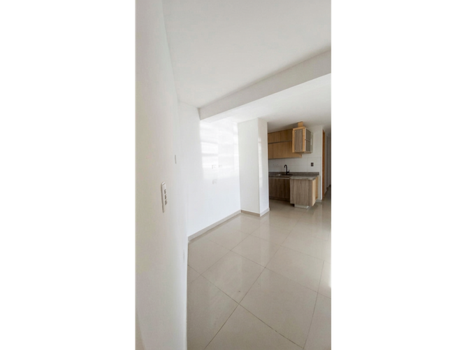 Apartamento de 3 alcobas en venta en Costa Verde, Santa Marta, 108 m² · foto 2 de 18