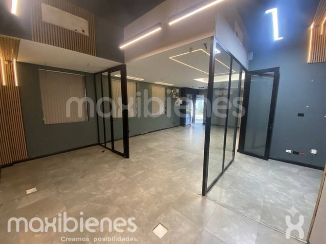 Local en arriendo en El Chagualo, Medellín, 48 m² · foto 5 de 7