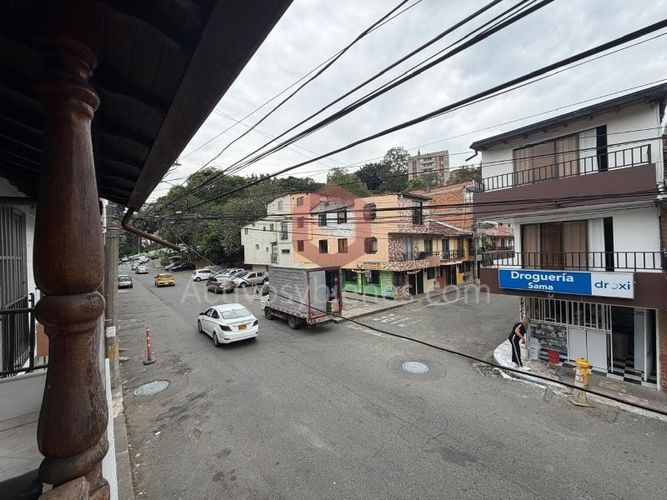 Casa de 4 alcobas en venta en El Poblado, Medellín, 110 m² · foto 7 de 23