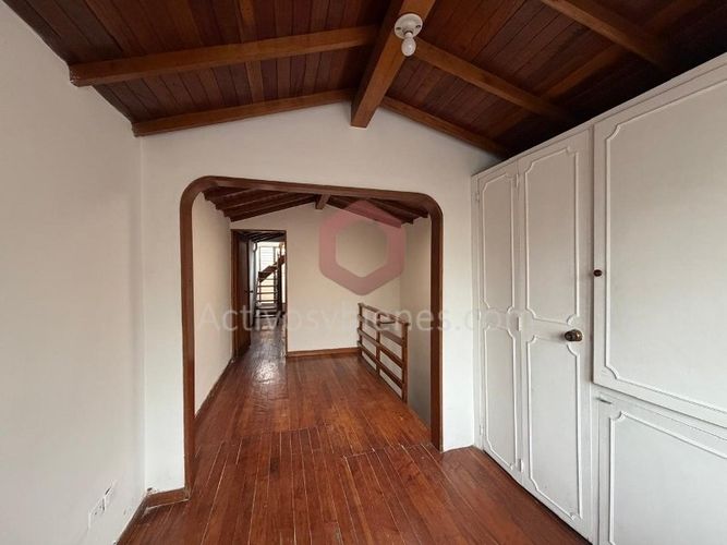 Casa de 4 alcobas en venta en El Poblado, Medellín, 110 m² · foto 11 de 23