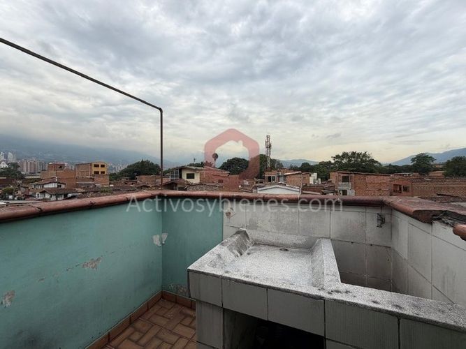 Casa de 4 alcobas en venta en El Poblado, Medellín, 110 m² · foto 21 de 23