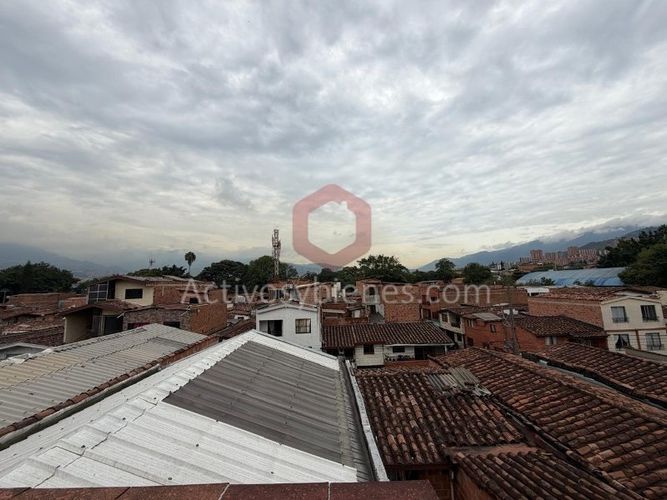 Casa de 4 alcobas en venta en El Poblado, Medellín, 110 m² · foto 22 de 23