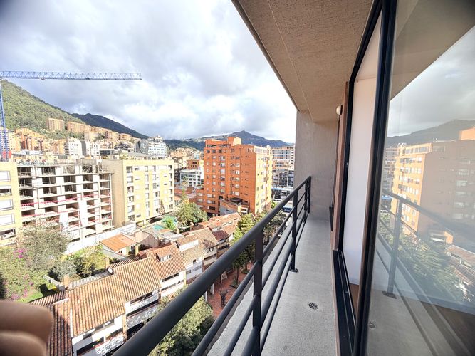 Apartamento de 1 alcoba en venta en Bella Suiza, Bogotá, 56 m² · foto 3 de 18