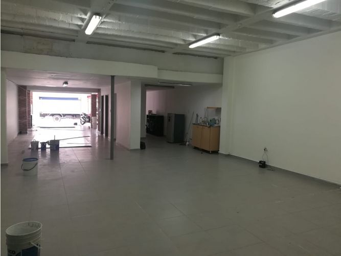 Local en arriendo en Santa Fe, Medellín, 200 m² · foto 4 de 11