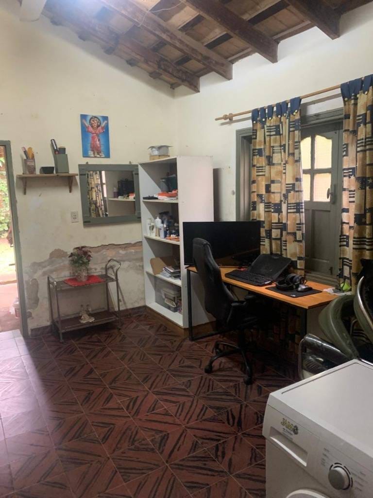 VENDO TERRENO CON CASA A DEMOLER O REFACCIONAR EN B° HERRERA — foto 3