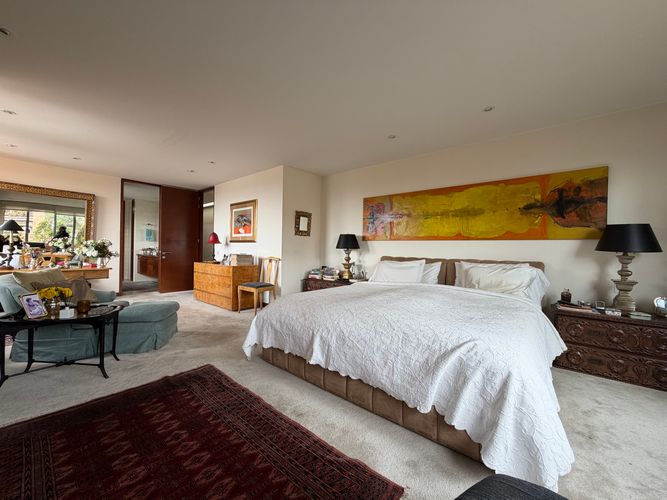 Apartamento de 3 alcobas en venta en Los Rosales, Bogotá, 306 m² · foto 8 de 24