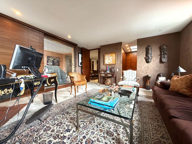 Apartamento de 3 alcobas en venta en Los Rosales, Bogotá, 306 m² · foto 21 de 24
