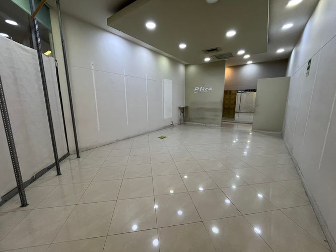 Local en venta en Vía Las Palmas, Medellín, 42 m² · foto 2 de 8