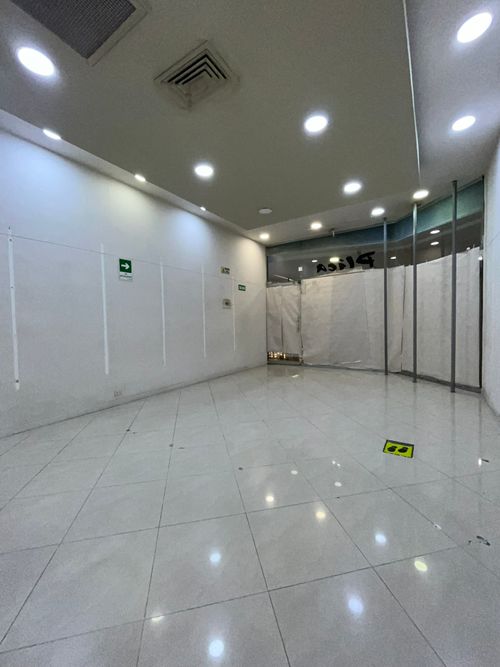 Local en venta en Vía Las Palmas, Medellín, 42 m² · foto 4 de 8