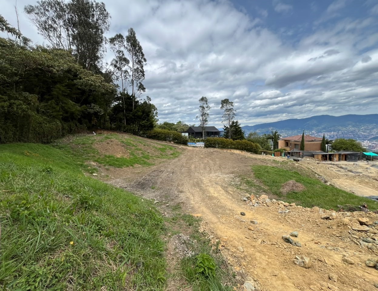 Bild 3 för fastigheten som annonseras i Medellín