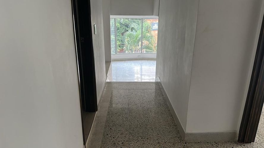 Apartamento de 4 alcobas en venta en Laureles, Medellín, 148 m² · foto 24 de 24