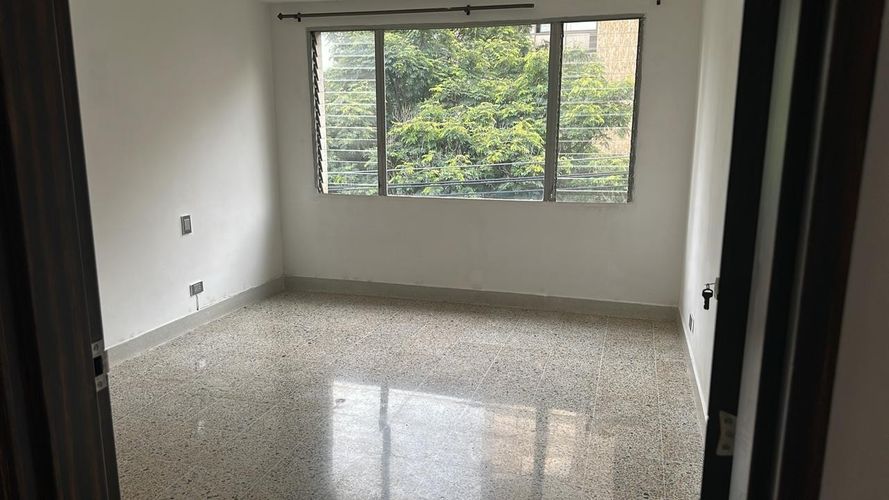 Apartamento de 4 alcobas en venta en Laureles, Medellín, 148 m² · foto 19 de 24