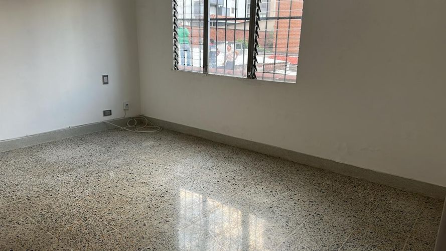 Apartamento de 4 alcobas en venta en Laureles, Medellín, 148 m² · foto 23 de 24