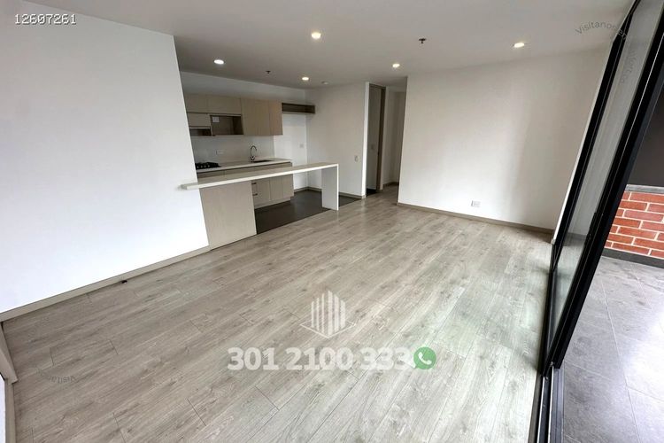 Apartamento de 2 alcobas en arriendo en Altos Del Poblado, Medellín, 80 m² · foto 2 de 24