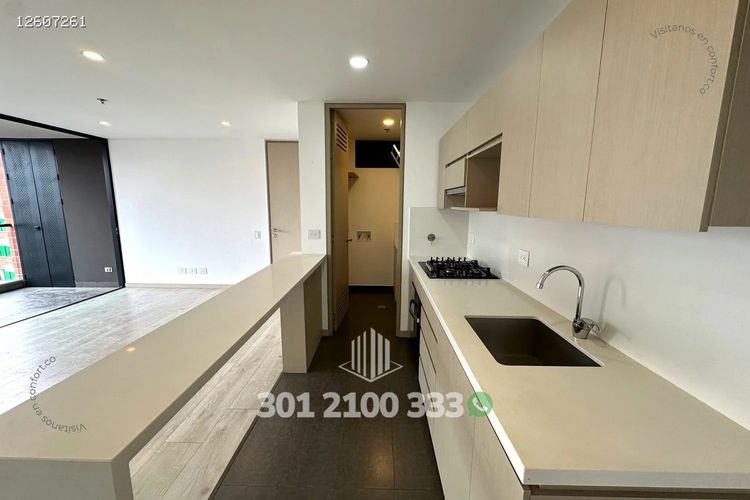 Apartamento de 2 alcobas en arriendo en Altos Del Poblado, Medellín, 80 m² · foto 9 de 24