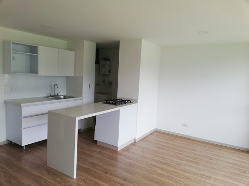 3BR Apartment in Las Lomitas (68 m²) - 3