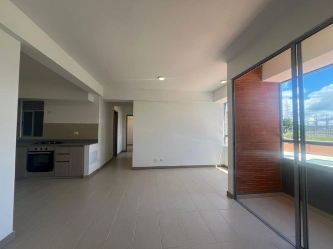 Apartamento de 3 alcobas en arriendo en El Porvenir, Rionegro, 78 m² · foto 4 de 16
