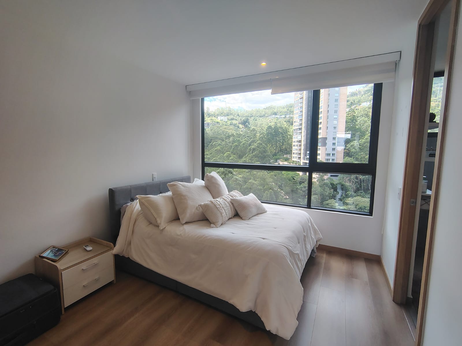Apartamento en arriendo en El Poblado, Medellín · foto 2 de 20