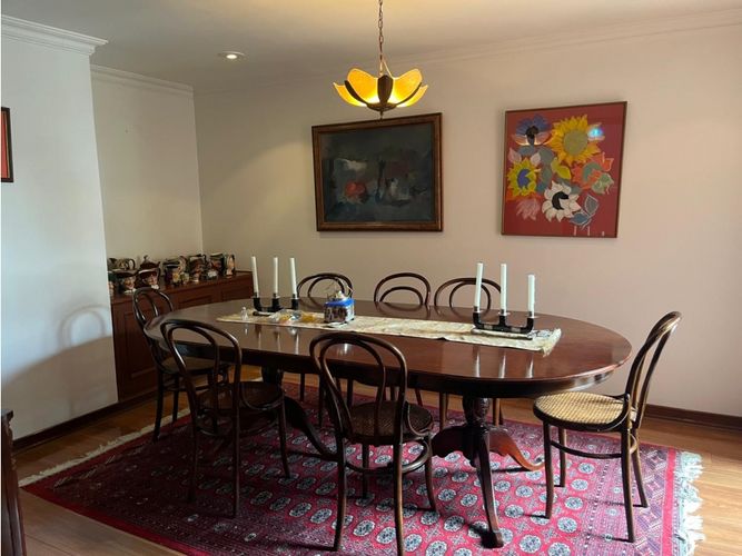 Apartamento de 3 alcobas en venta en Santa Barbara, Bogotá, 223 m² · foto 4 de 16