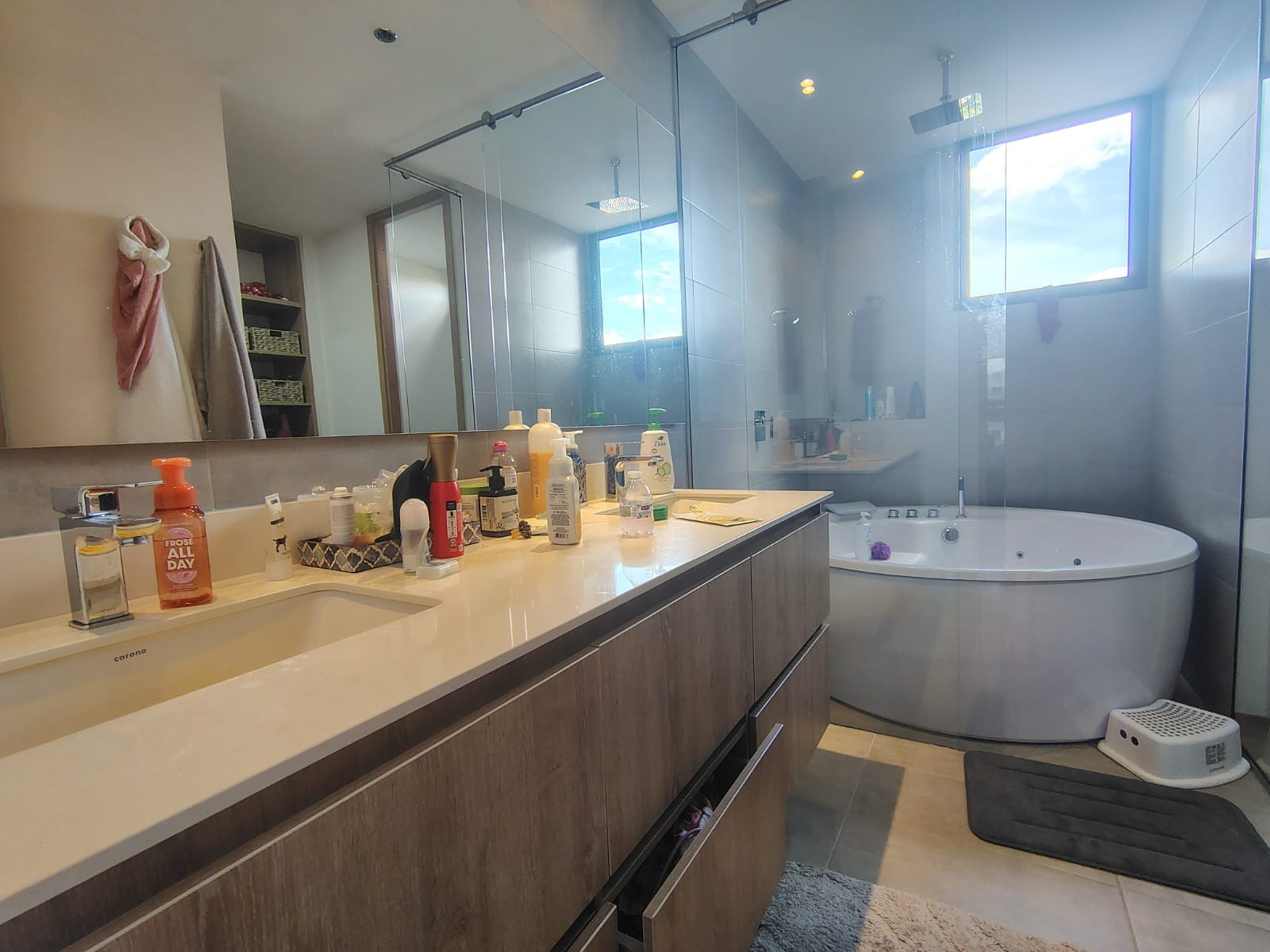 Apartamento en arriendo en El Poblado, Medellín · foto 8 de 20