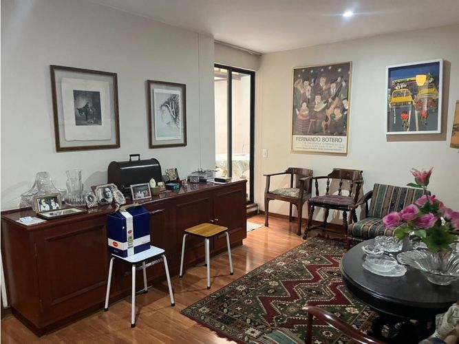 Apartamento de 3 alcobas en venta en Santa Barbara, Bogotá, 223 m² · foto 6 de 16