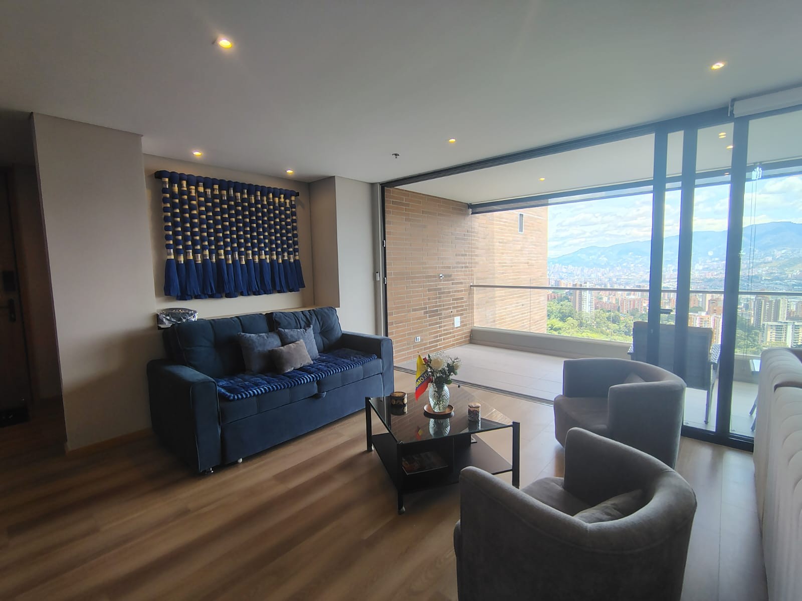 Apartamento en arriendo en El Poblado, Medellín · foto 6 de 20