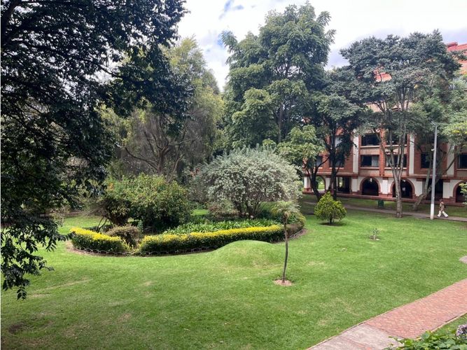Apartamento de 3 alcobas en venta en Santa Barbara, Bogotá, 223 m² · foto 16 de 16